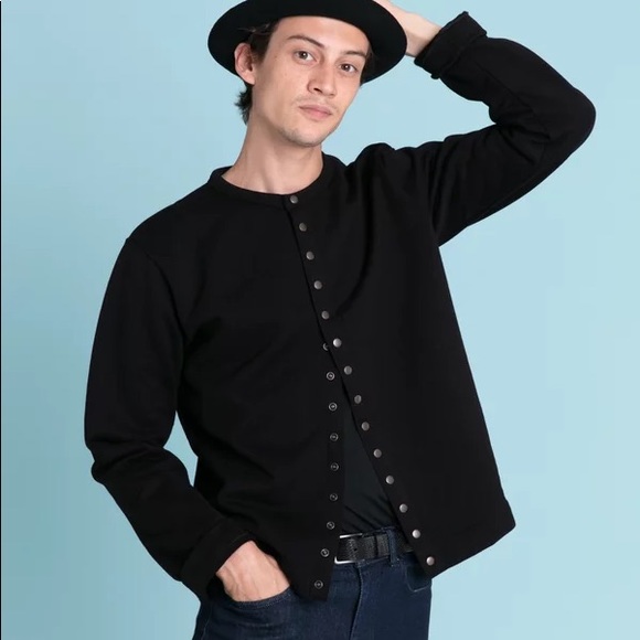 AGNÈS B. SWEATER/JACKET - Picture 11 of 11